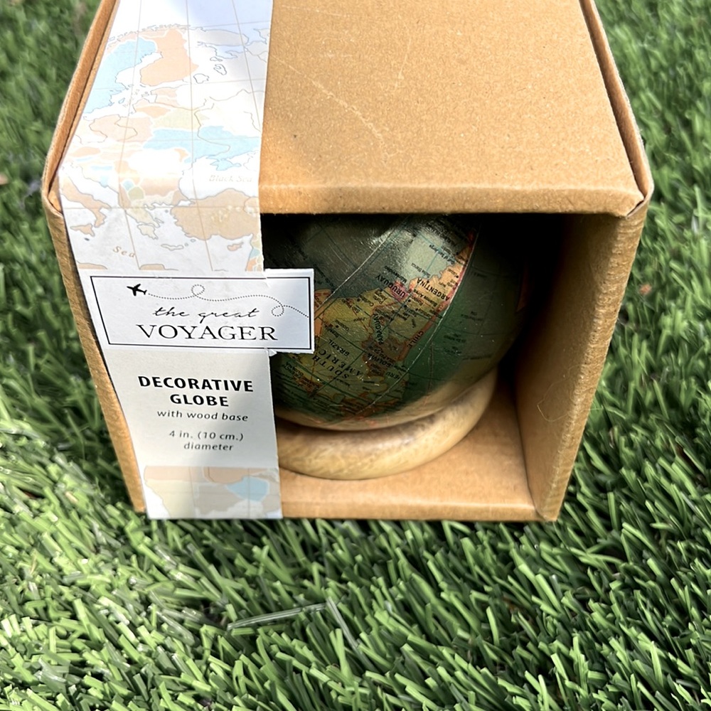 Decorative globe